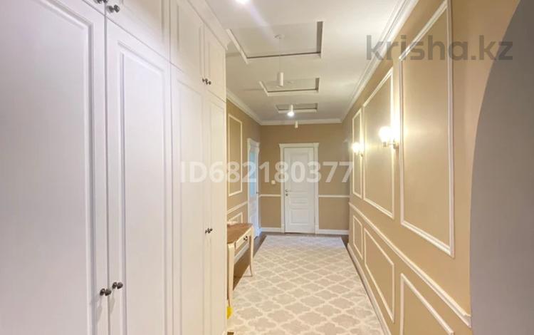 3-комнатная квартира · 113 м² · 2/7 этаж, 34-й мкр 2 — НИШ, Ассамблея, Дина, Мангыстау Арена за 37 млн ₸ в Актау — фото 8