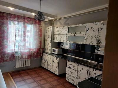 Продажа квартир в Алматы: 2-комнатная квартира · 82 м² · 3/5 этаж, мкр Думан-2 19 за 41 млн 〒 2-комнатная квартира · 82 м² · 3/5 этаж, мкр Думан-2 19 за 41 млн 〒 в Алматы, Медеуский р-н