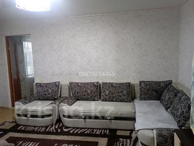 2-комнатная квартира · 65 м² · 2/5 этаж, Ворошилова 1 за 10 000 ₸ в Новоишимском