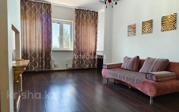 1-комнатная квартира · 57 м² · 3/18 этаж, Прокофьева 144 за 255 000 ₸ в Алматы, Алмалинский р-н — фото 3