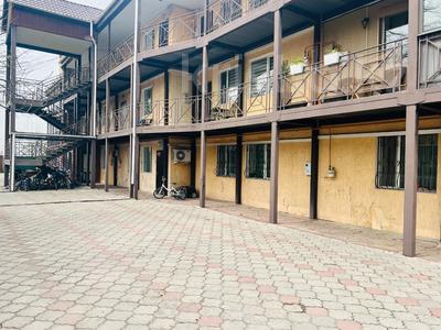 Продажа квартир в Алматы: 5-комнатная квартира · 146 м² · 3/3 этаж, Таутаган 11 — Жандосова за 45 млн 〒 5-комнатная квартира · 146 м² · 3/3 этаж, Таутаган 11 — Жандосова за 45 млн 〒 в Алматы, Наурызбайский р-н