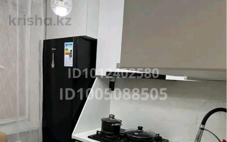 1-бөлмелі пәтер · 32.4 м² · 3/5 қабат, ул. Кеширима Бозтаева 61, бағасы: 150 000 ₸ в Семее, Красный Кордон — фото 2