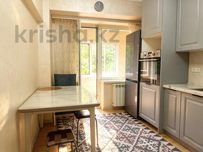 3-комнатная квартира · 69.3 м² · 2/9 этаж, мкр Аксай-1 за 48.5 млн ₸ в Алматы, Ауэзовский р-н