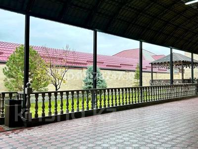 Отдельный дом · 5 комнат · 210 м² · 8 сот., мкр Нуртас, Жасталап 26 — Байтерекова Жас талап за 125 млн 〒 в Шымкенте, Каратауский р-н