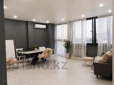 5-бөлмелі пәтер · 250 м² · 10/11 қабат, Муратбаева 189, бағасы: 1.5 млн ₸ в Алматы, Алмалинский р-н