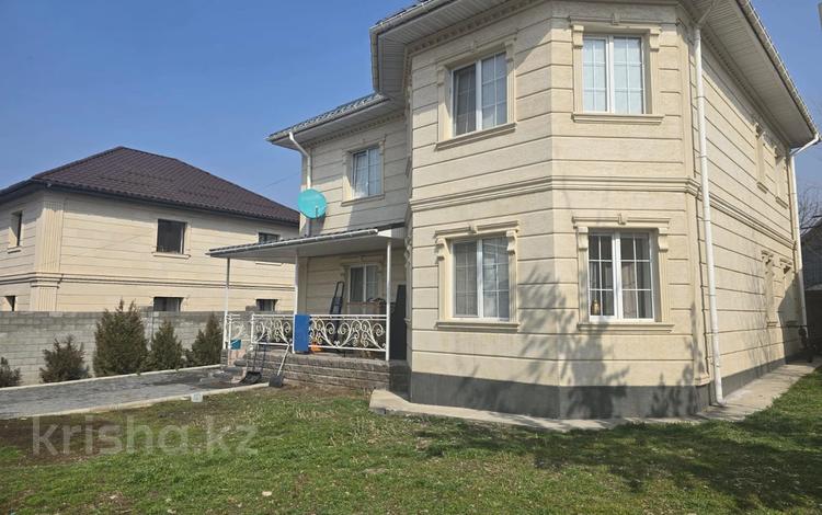Отдельный дом · 6 комнат · 200 м², мкр Думан-2 19 за 153 млн ₸ в Алматы, Медеуский р-н — фото 2