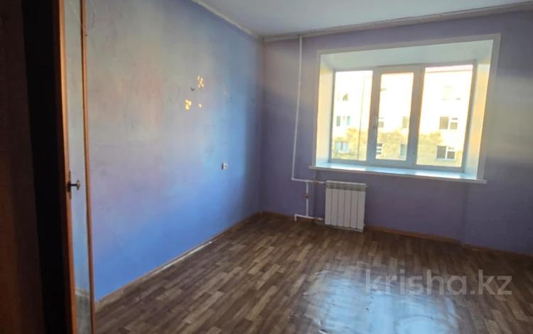 3-комнатная квартира · 72 м² · 4/5 этаж, мкр Юго-Восток, Кирпичная за 23 млн ₸ в Караганде, Казыбек би р-н — фото 2