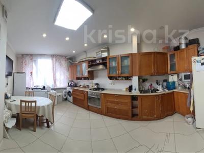 Продажа квартир в Алматы: 4-комнатная квартира · 98.7 м² · 8/8 этаж, мкр Орбита-2 11 за 60 млн 〒 4-комнатная квартира · 98.7 м² · 8/8 этаж, мкр Орбита-2 11 за 60 млн 〒 в Алматы, Бостандыкский р-н