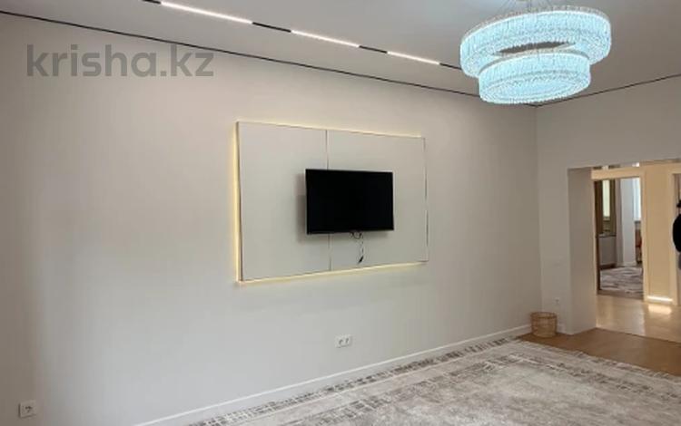 2-бөлмелі пәтер · 76 м² · 2/8 қабат, Алтын орда ш/а., бағасы: 38 млн ₸ в Актобе, мкр. Алтын орда — фото 7