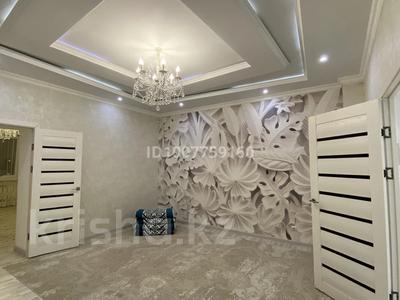 3-комнатная квартира · 120 м² · 5/8 этаж, мкр. Алтын орда, Санкибай батыра 40 — Дина гипермаркет Дару клиника за 20 000 〒 в Актобе
