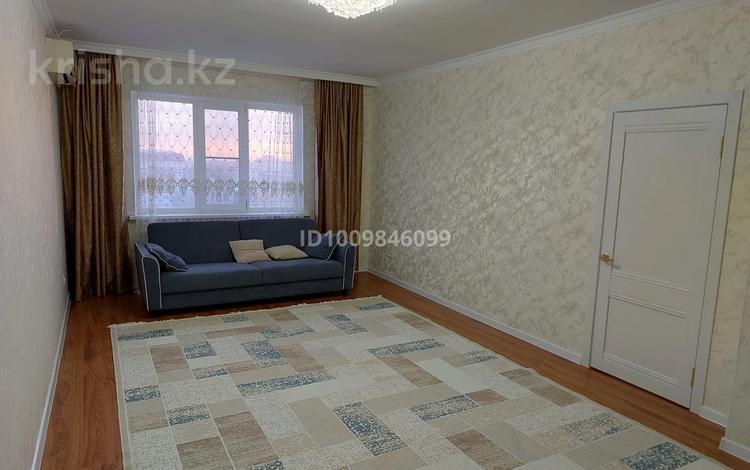 3-бөлмелі пәтер · 97 м² · 7/9 қабат, Баймуханова 45а, бағасы: 28 млн ₸ в Атырау — фото 2
