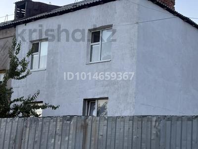 3-комнатная квартира · 57 м² · 2/2 этаж, Ауезова31 12 — Новенький за 10 млн ₸ в Уральске
