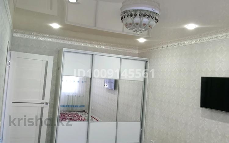 1-комнатная квартира · 32 м² · 2/5 этаж, Абая 52 за 120 000 ₸ в Уральске — фото 2