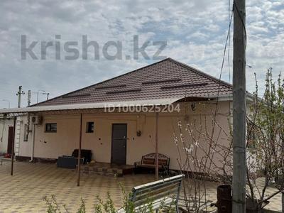 Жеке үй · 4 бөлме · 182 м² · 10 сот., мкр Томарлы, Лукпана Оразова 49а, бағасы: 70 млн 〒 в Атырау