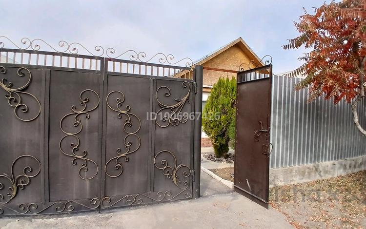 Отдельный дом · 5 комнат · 140 м² · 7 сот., Желтовского 8 за 38 млн 〒 в Таразе — фото 2