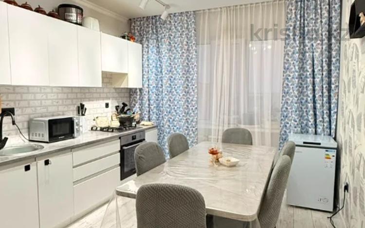 3-комнатная квартира · 100.1 м² · 9/9 этаж, Самал 110 за 35 млн ₸ в Уральске — фото 13