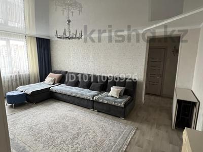 4-бөлмелі пәтер · 80.5 м² · 5/7 қабат, проспект Каныша Сатпаева 2, бағасы: 45 млн ₸ в Усть-Каменогорске, Ульбинский