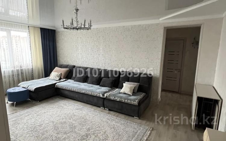 4-бөлмелі пәтер · 80.5 м² · 5/7 қабат, проспект Каныша Сатпаева 2, бағасы: 45 млн ₸ в Усть-Каменогорске, Ульбинский — фото 2
