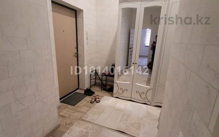 1-бөлмелі пәтер · 47 м² · 7/14 қабат, 16-ш/а., 16 мкрн 67, бағасы: 10 000 ₸ в Актау, 16-й мкр  — фото 2