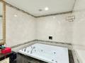 5-бөлмелі пәтер · 220 м² · 5/21 қабат, Аскарова 8, бағасы: 190 млн ₸ в Алматы, Ауэзовский р-н — фото 30