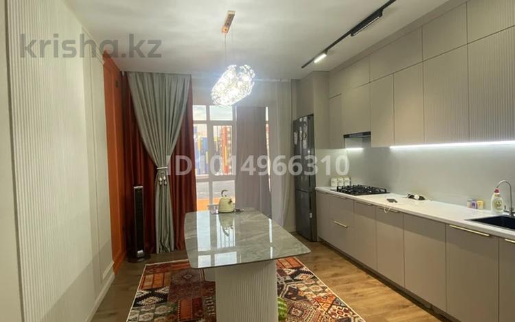 3-комнатная квартира · 100 м² · 6/9 этаж, мкр Старый Аэропорт, Самал 72/4 за 44.5 млн ₸ в Уральске — фото 16
