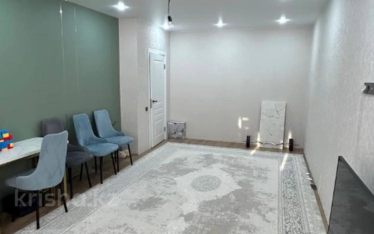 2-бөлмелі пәтер · 66 м² · 9/12 қабат, Нажмиденова, бағасы: 39 млн ₸ в Астане, Сарайшык р-н — фото 17