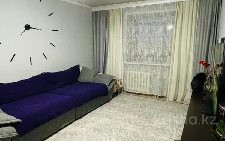 2-комнатная квартира · 60.8 м² · 9/9 этаж, Карагайлы 48 за 28 млн ₸ в Семее — фото 2
