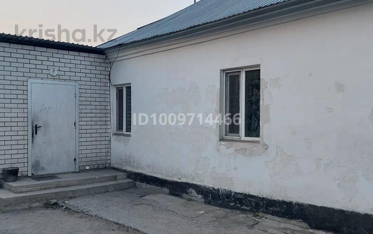 Отдельный дом · 3 комнаты · 72.4 м² · 6 сот., Карменова 111 за 15 млн ₸ в Семее — фото 2