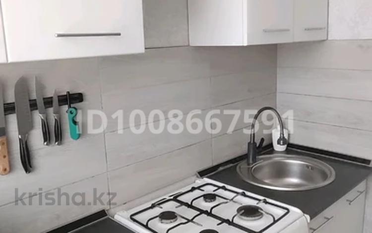2-комнатная квартира · 42 м² · 2/5 этаж, 6 мкр 62 за 5.8 млн ₸ в Житикаре — фото 2