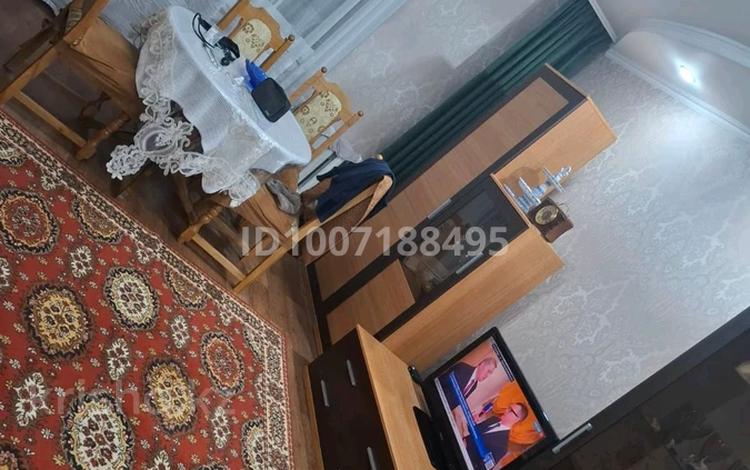 2-комнатная квартира · 52 м² · 2/5 этаж, 40 квартал за 24.5 млн 〒 в Семее — фото 2