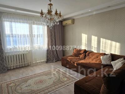 4-бөлмелі пәтер · 80 м² · 9/9 қабат, Народная 33 — Район Китайки, бағасы: 300 000 〒 в Семее