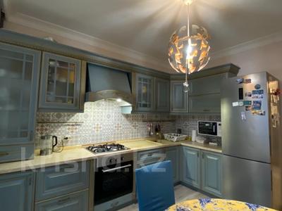 3-комнатная квартира · 79.6 м² · 9/9 этаж, мкр Нурсая, Таумуш Жумагалиев 15 за 39 млн 〒 в Атырау