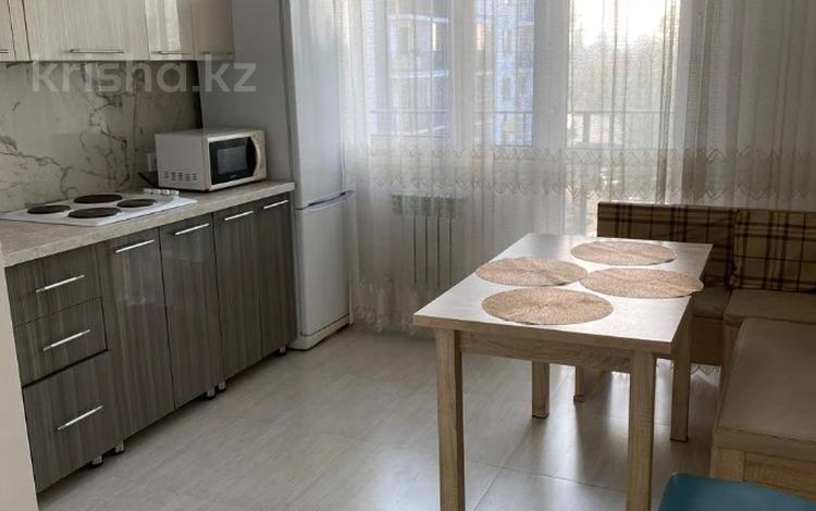 2-бөлмелі пәтер · 67 м² · 5/10 қабат, Толе би, бағасы: 42.5 млн ₸ в Алматы, Ауэзовский р-н — фото 5
