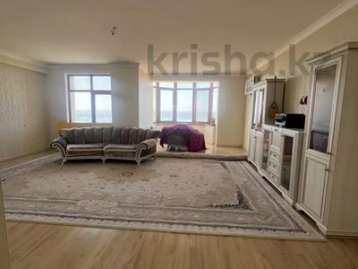 4-комнатная квартира · 198 м² · 8/14 этаж, 17-й мкр, 17 мкрн 7 за 75 млн ₸ в Актау