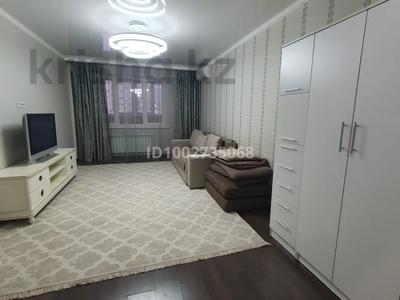3-комнатная квартира · 110 м² · 2/12 этаж, Толеби 298/7 за 400 000 〒 в Алматы, Ауэзовский р-н