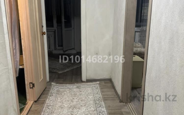 1-бөлмелі пәтер · 43 м² · 2/5 қабат, Құсайнова, бағасы: 13.5 млн ₸ в Уральске, мкр Школьник — фото 2