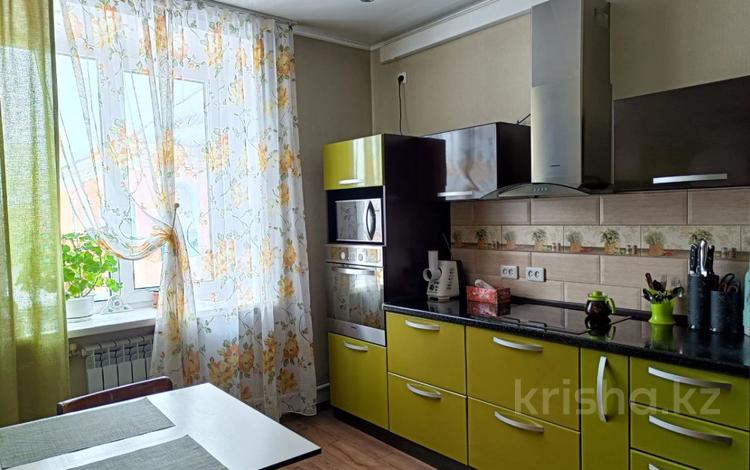 3-комнатная квартира, 82.1 м², 2/2 этаж, Гоголя 10 за 15.5 млн 〒 в Усть-Каменогорске — фото 11