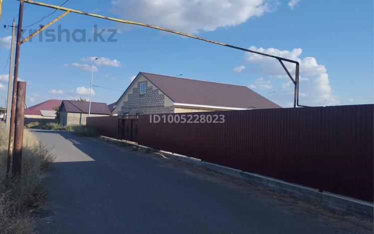Отдельный дом · 5 комнат · 236.1 м² · 10 сот., Ул.Курмангазы 65а — Возле. Урала за 22 млн ₸ в Атырау — фото 2