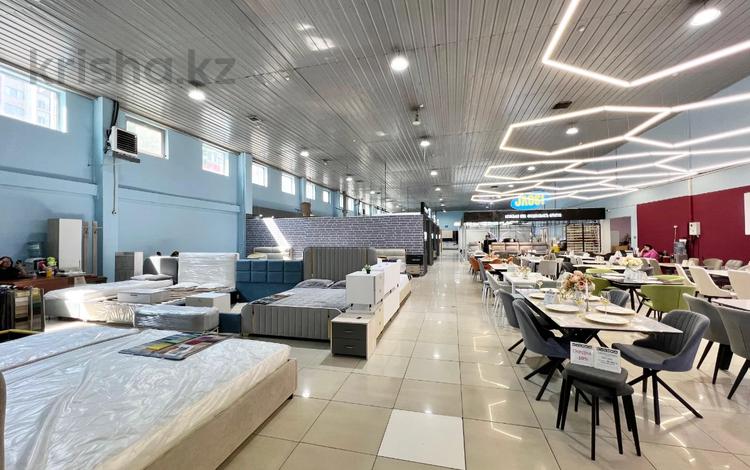 Свободное назначение, офисы, магазины и бутики, фитнес и спорт, образование, развлечения, конференц-залы, кабинеты и рабочие места, студии · 1150 м² за 6.5 млн 〒 в Алматы, Жетысуский р-н — фото 3
