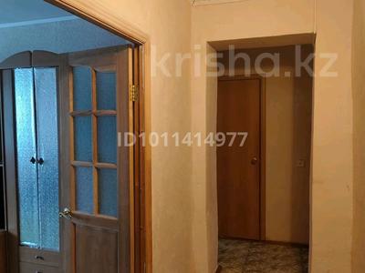 2-комнатная квартира · 50 м² · 1/5 этаж, мкр Центральный, Сырым датова 11а — Район дом радио за 15.5 млн ₸ в Атырау