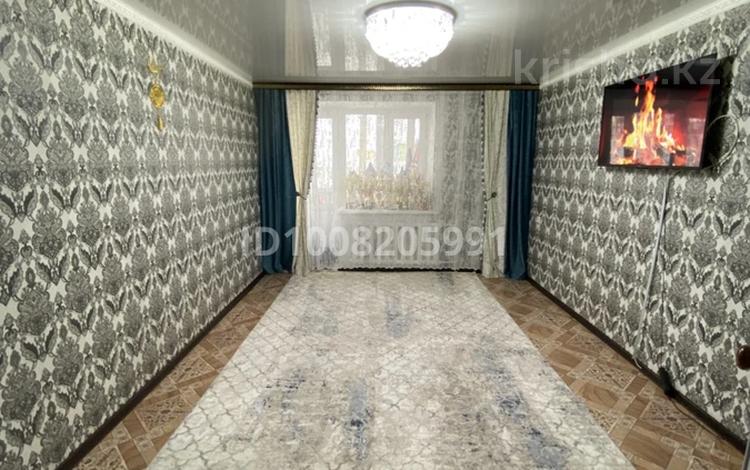 3-комнатная квартира · 63 м² · 3/6 этаж, Байтурсынова 15 А — Садик, школа, Цон ,Магазины за 11.5 млн ₸ в Алге — фото 2