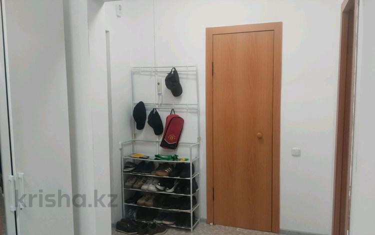 2-бөлмелі пәтер · 60 м² · 10/17 қабат, Горького, бағасы: 26.5 млн ₸ в Петропавловске — фото 2