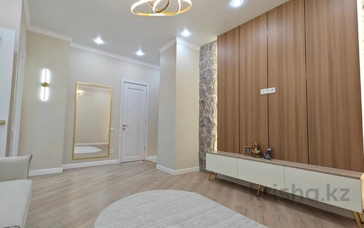 2-комнатная квартира · 49 м² · 9/9 этаж, Жубан Молдагалиев 5 за 38.5 млн ₸ в Астане, Нура р-н — фото 2
