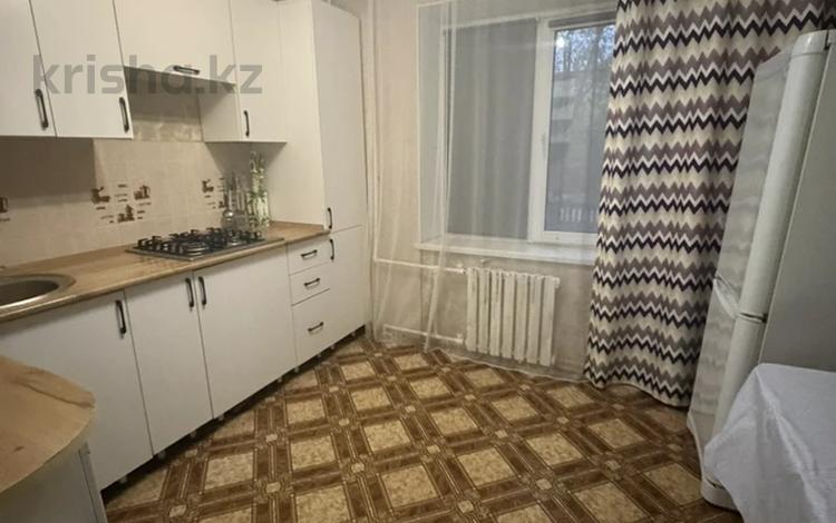 1-бөлмелі пәтер · 39 м² · 1/7 қабат, мкр 12 63, бағасы: 130 000 ₸ в Актобе — фото 2