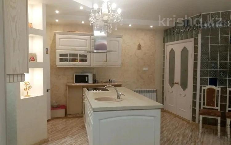 3-комнатная квартира · 110 м² · 12/12 этаж, Рыскулбекова за 65 млн ₸ в Алматы, Бостандыкский р-н — фото 3