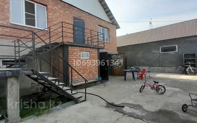 Жеке үй · 4 бөлме · 220 м² · 7.5 сот., Журбы 5, бағасы: 30 млн ₸ в Усть-Каменогорске, Ахмирово — фото 2