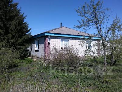 Продажа домов и дачи в Северо-Казахстанской обл.: Отдельный дом · 3 комнаты · 82 м² · 20 сот., Первомайская 1 — Школьная за 30 млн 〒 Отдельный дом · 3 комнаты · 82 м² · 20 сот., Первомайская 1 — Школьная за 30 млн 〒 в Якоре