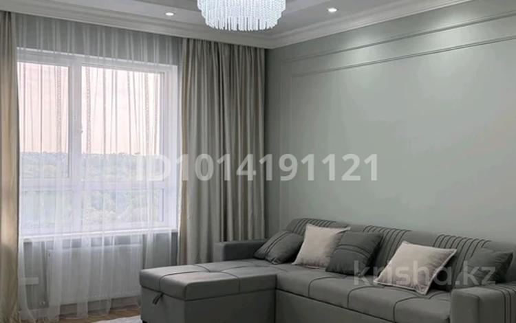 2-комнатная квартира · 70 м² · 9 этаж, мкр Акжайык, Толеметова 85 за 280 000 ₸ в Шымкенте, Абайский р-н — фото 2