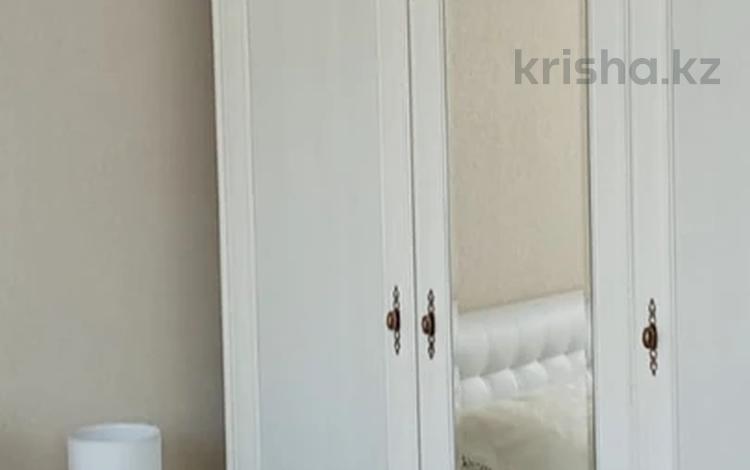 2-комнатная квартира · 50 м² · 3/3 этаж, Момышулы 39 — Валиханова за 16 000 ₸ в Семее — фото 106