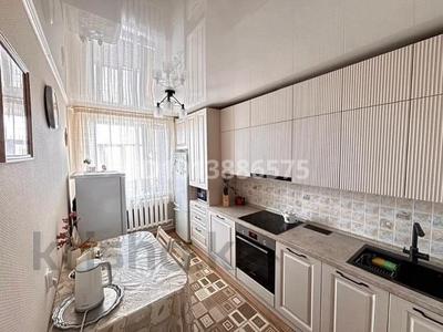 3-комнатная квартира · 68 м² · 10/10 этаж, Докучаева 45 за 230 000 ₸ в Семее